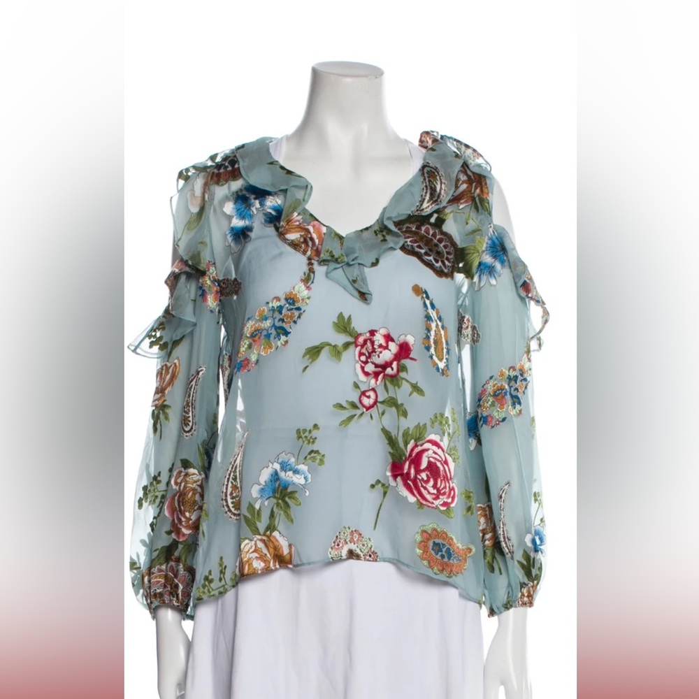 Alice + Olivia